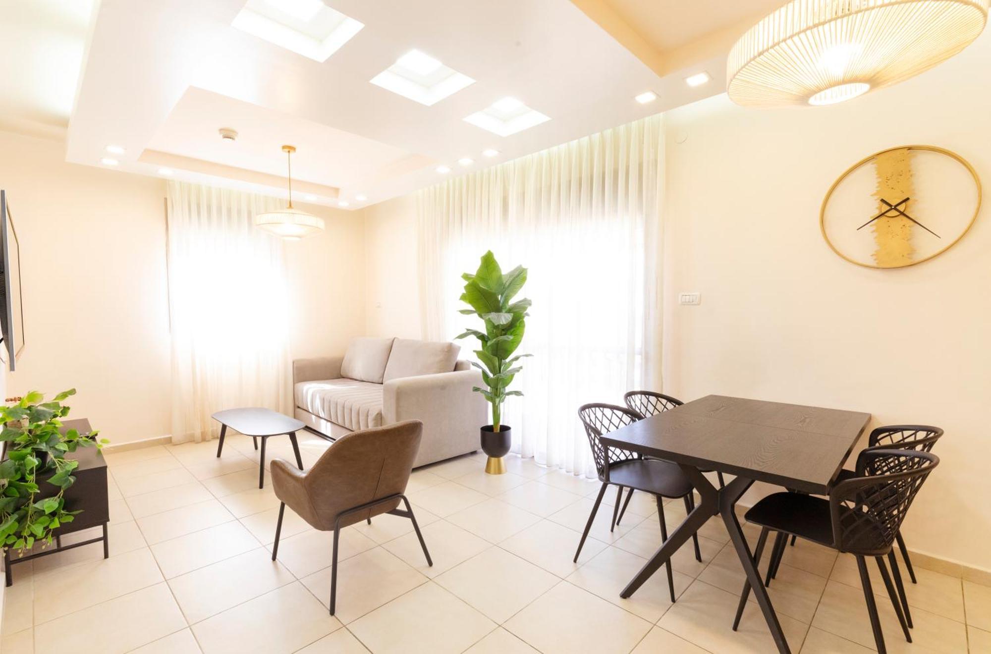 Almogim Suites Eilat Hotel (Adults Only) Extérieur photo
